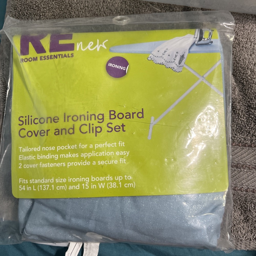 Room Essentials‎ Silicone Ironing Board Cover And Clip Set Standard Size
